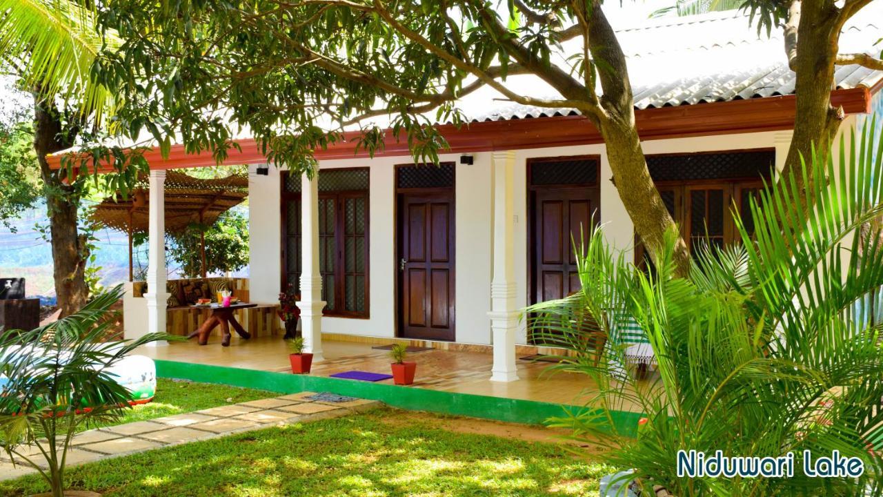 Niduwari Lake Homestay Дамбулла Екстер'єр фото